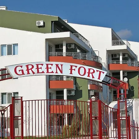 Green Fort Słoneczny Brzeg